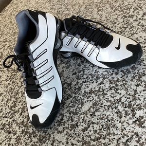 Black and white Men’s Nike Shox’s